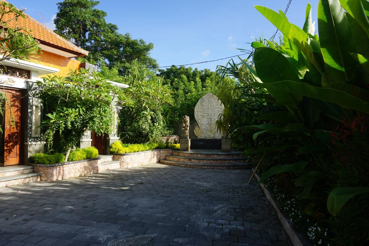 Ocho Bali Surf Camp Lejlighed Uluwatu Eksteriør billede