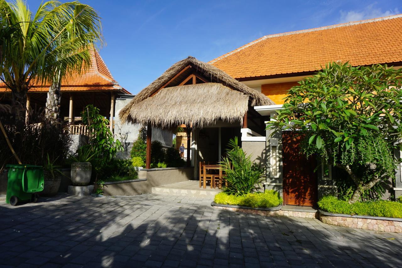 Ocho Bali Surf Camp Lejlighed Uluwatu Eksteriør billede