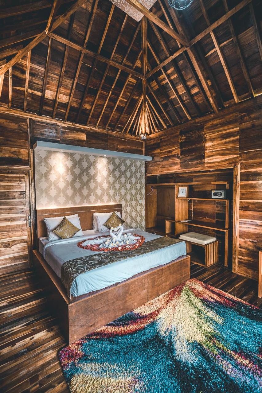 Ocho Bali Surf Camp Lejlighed Uluwatu Eksteriør billede